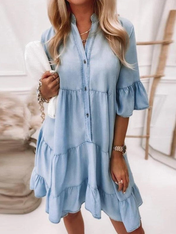 Egyszínű, Mosott Denim Midi Ruha Rövid Ujjakkal - Image 1