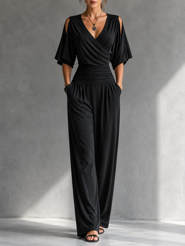 Chiara - Tuta Elegante con Spalle Aperte - Image 1